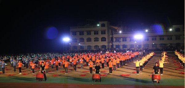 ���ͶY�x�ٱ��ݣ�չʾ�W(xu��)Ժꖹ�W(xu��)�ӡ��ضY�x ��Ҏ(gu��)����.jpg