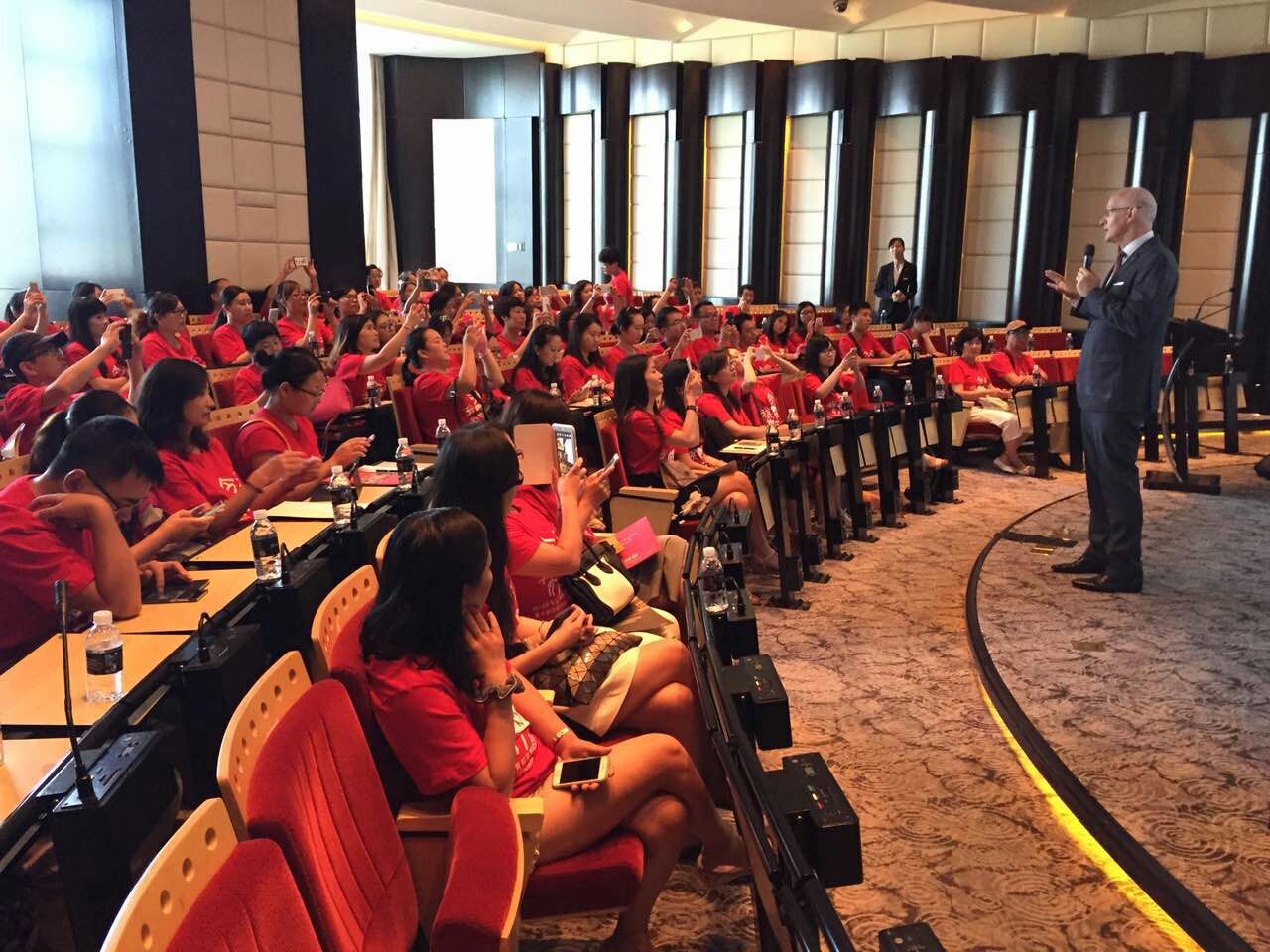 �����������ι������ߵ��I(y��)ԺУ�Ǹɽ̎���Ӗ(x��n)�ĵ��w��(hu��) (1).jpg