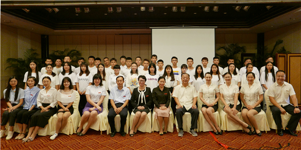 20191011���F(xi��n)���W(xu��)ͽ�ơ���Ӣ���� ����δ��(l��i)_����.jpg