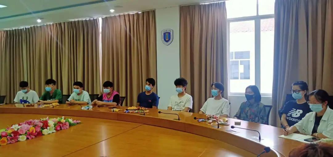 20200824�P(gu��n)���P(gu��n)�۲�ͣ�?����ů���W(xu��)���������������I(y��)�W(xu��)Ժ��λ�ώ�̽���������ͬ�W(xu��) (13).jpg