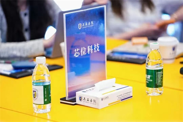 d1ad8b11eba5e904156baf4eef575a8a.jpg d1ad8b11eba5e904156baf4eef575a8a.jpg